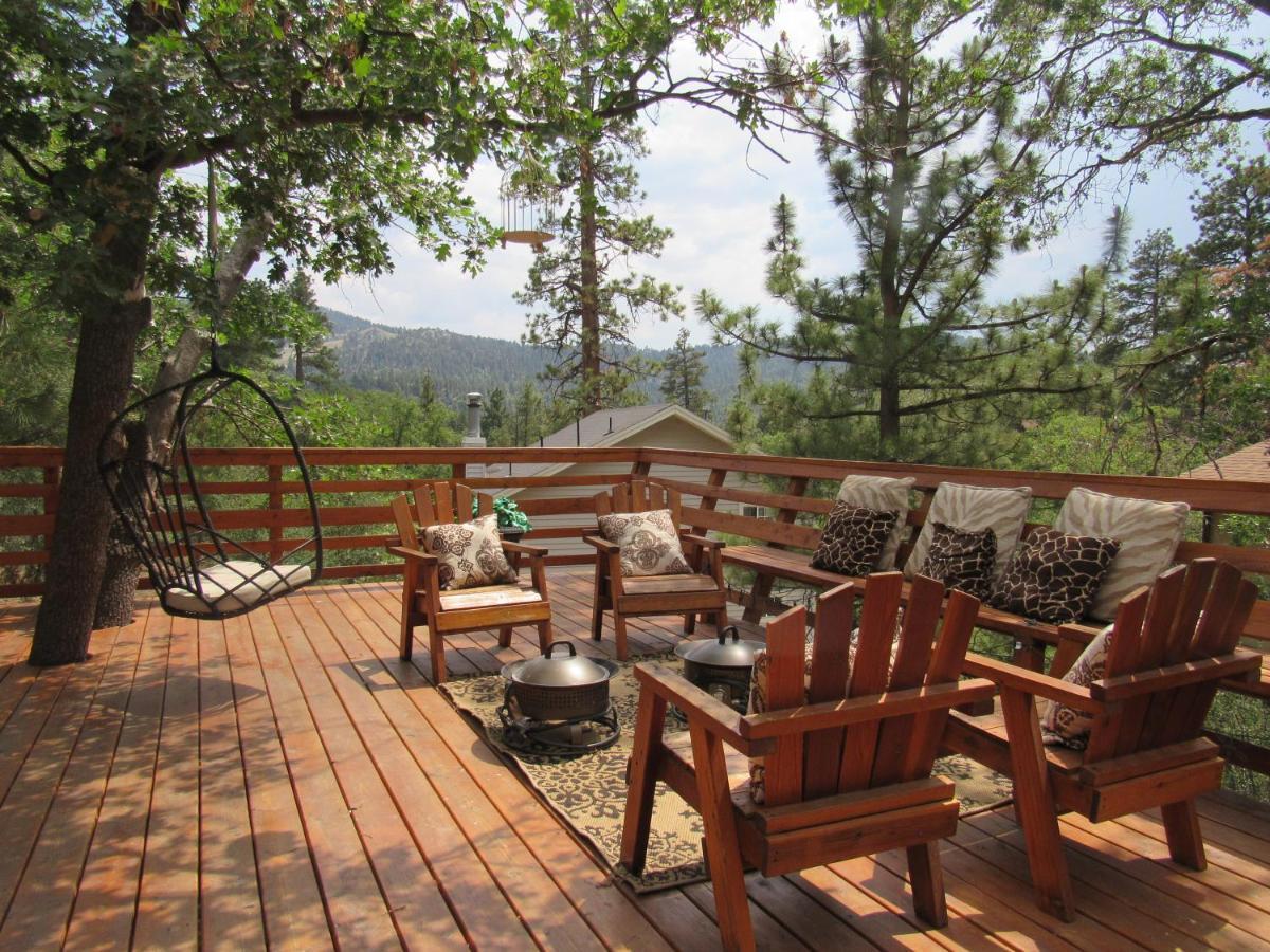 Hillside Hideaway -View Of Ski Slope From Charming Deck Villa Big Bear Lake Exterior photo